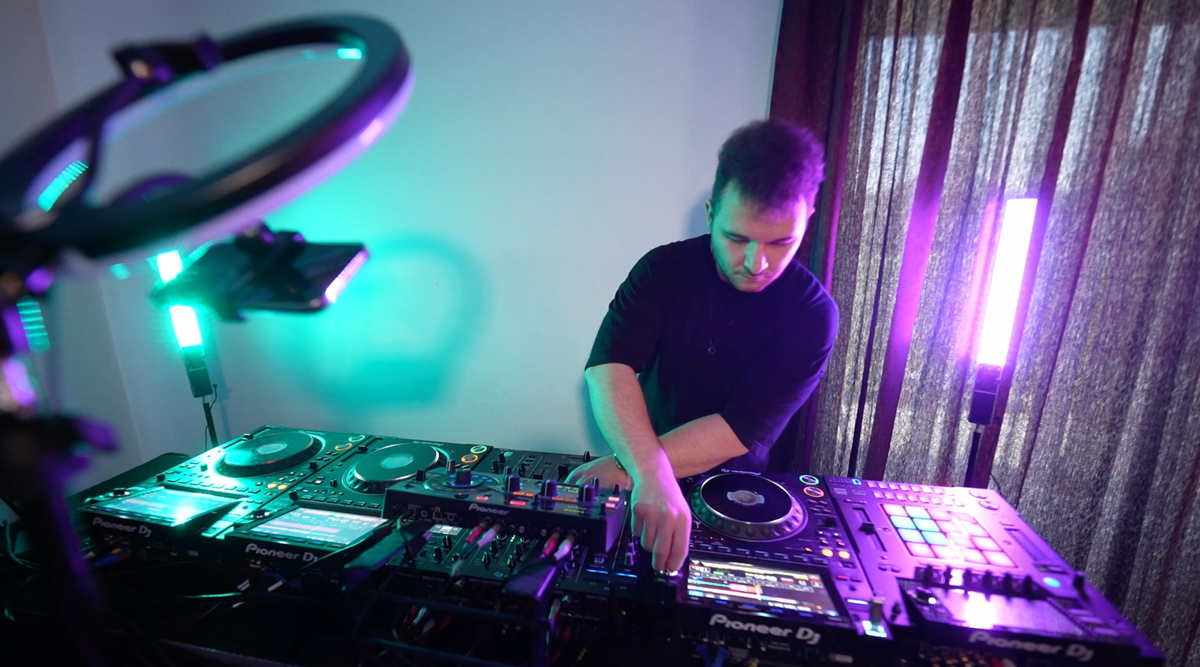 Afro/Deep House Mix, Dec 2025